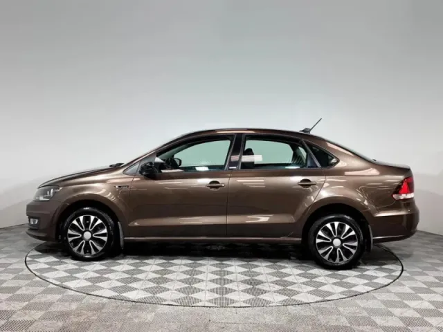 Volkswagen Polo, V Рестайлинг — фото 8