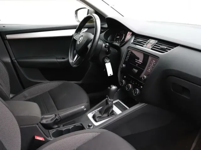 Skoda Octavia, III — фото 10