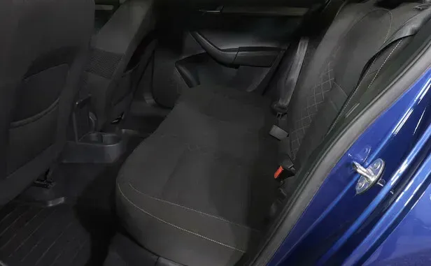 Skoda Rapid, I Рестайлинг — фото 9