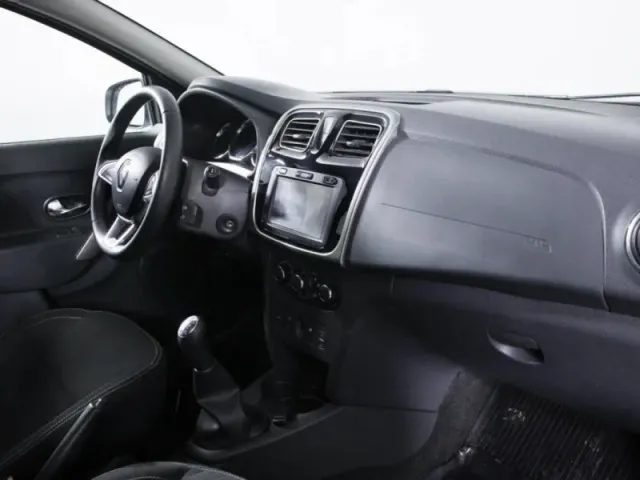 Renault Logan, II Рестайлинг — фото 10