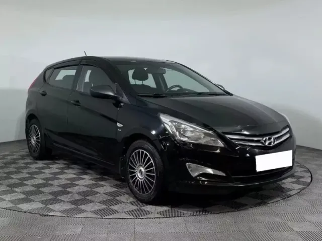 Hyundai Solaris, I Рестайлинг — фото 3