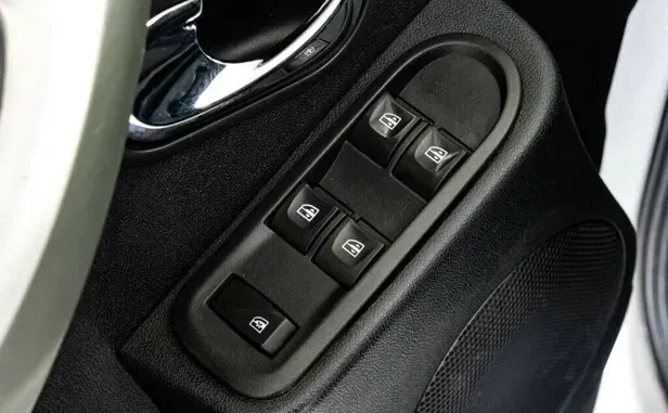 Nissan Terrano, III (D10) — фото 11