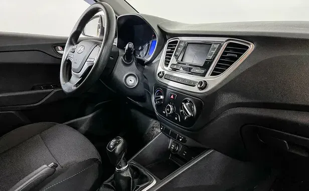 Hyundai Solaris, II Рестайлинг — фото 5
