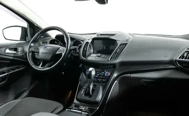 Ford Kuga, II Рестайлинг — фото 7
