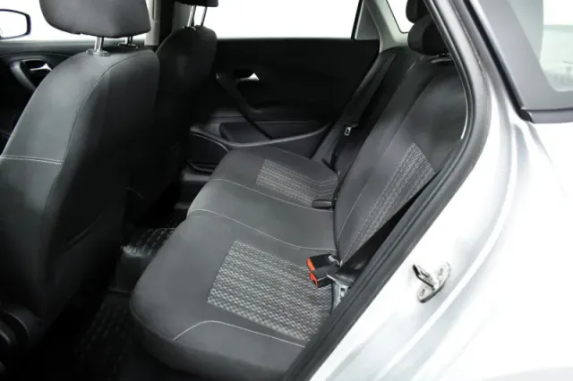 Volkswagen Polo, V Рестайлинг — фото 12