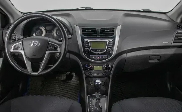 Hyundai Solaris, I — фото 5