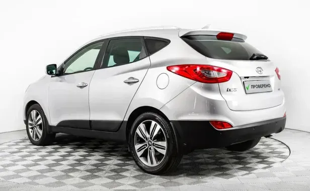 Hyundai ix35, I Рестайлинг — фото 4