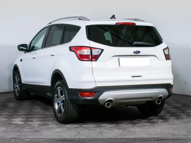 Ford Kuga, II Рестайлинг — фото 7