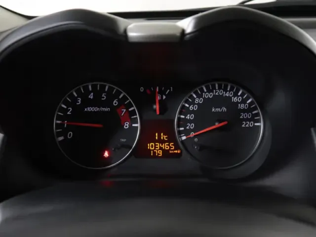Nissan Note — фото 11