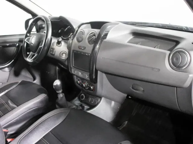 Renault Duster, I Рестайлинг — фото 13