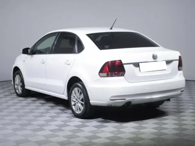 Volkswagen Polo, V Рестайлинг — фото 7