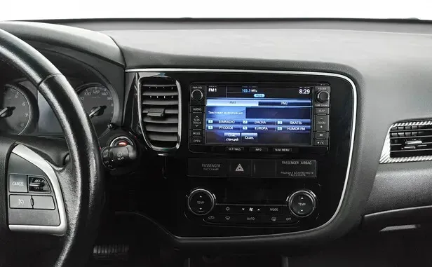 Mitsubishi Outlander, III Рестайлинг — фото 9