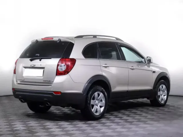 Chevrolet Captiva, I Рестайлинг — фото 5