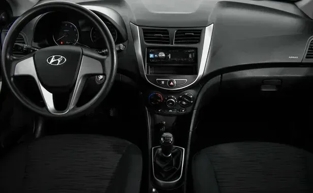 Hyundai Solaris, I Рестайлинг — фото 5