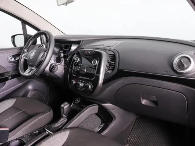 Renault Kaptur, I Рестайлинг — фото 9