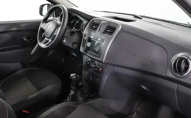 Renault Logan, II Рестайлинг — фото 8