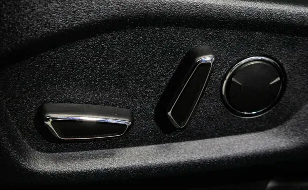 Ford Explorer, V Рестайлинг — фото 12