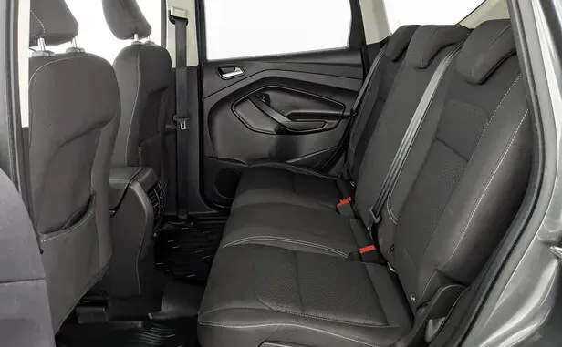 Ford Kuga, II Рестайлинг — фото 12