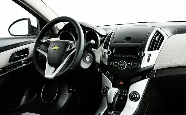 Chevrolet Cruze, I Рестайлинг — фото 6