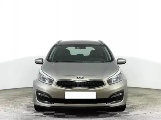 Kia Ceed, II Рестайлинг — фото 2