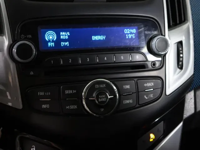 Chevrolet Cruze, I Рестайлинг — фото 18