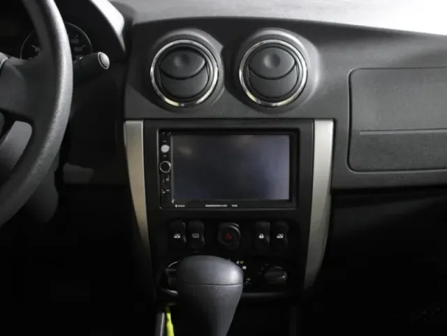 Nissan Almera, III (G15) — фото 14