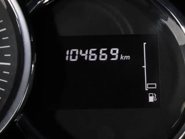 Renault Logan, II Рестайлинг — фото 9