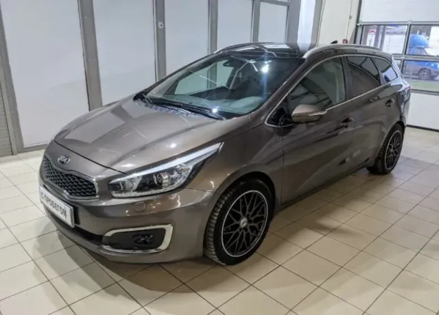 Kia Ceed, II Рестайлинг — фото 2