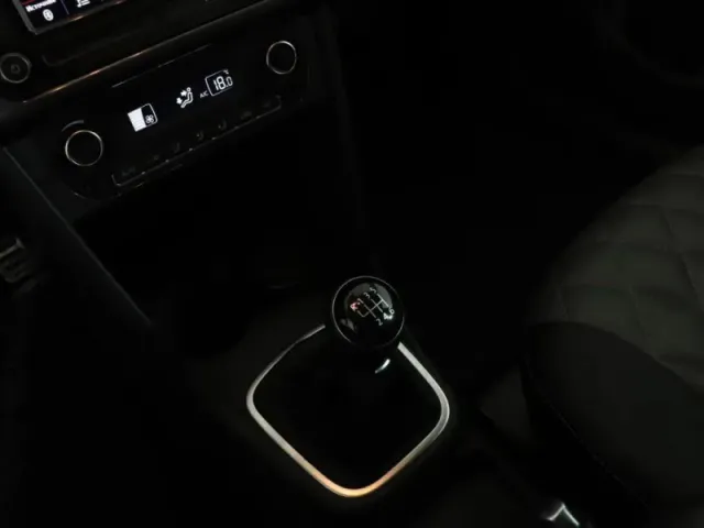 Volkswagen Polo, V Рестайлинг — фото 19