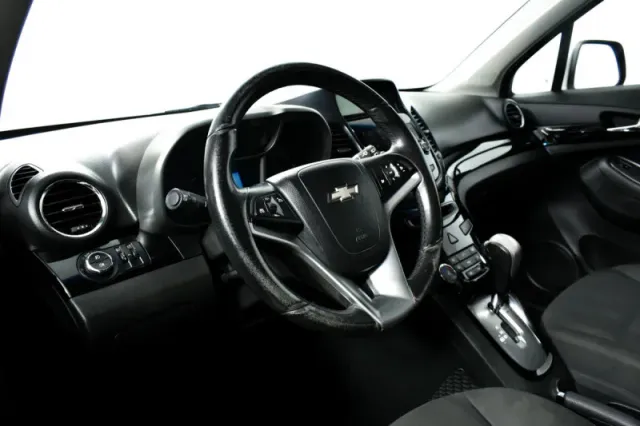 Chevrolet Orlando — фото 13