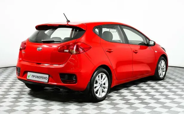 Kia Ceed, II Рестайлинг — фото 2