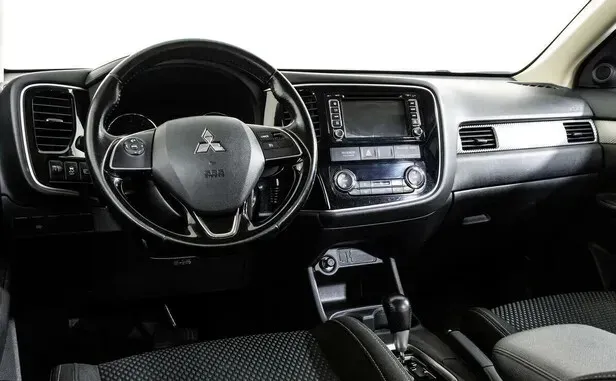 Mitsubishi Outlander, III Рестайлинг 2 — фото 5