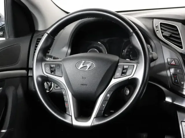 Hyundai i40, I Рестайлинг — фото 11