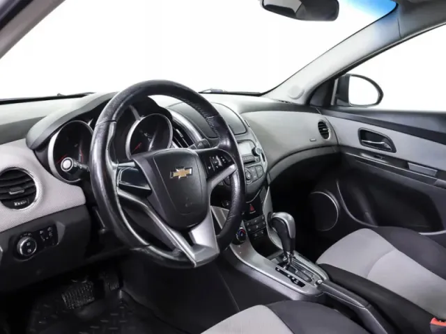 Chevrolet Cruze, I Рестайлинг — фото 18