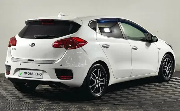 Kia Ceed, II Рестайлинг — фото 2