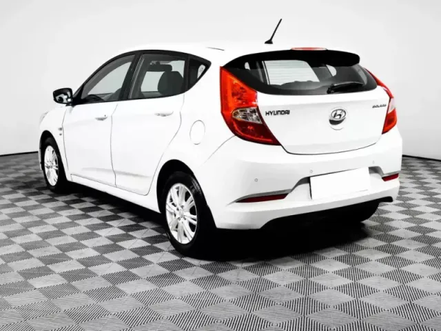 Hyundai Solaris, I Рестайлинг — фото 7