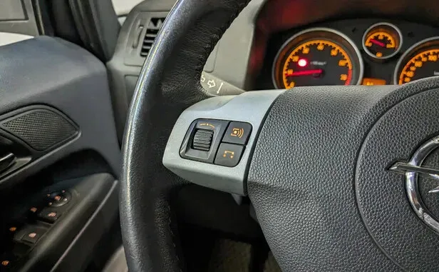 Opel Zafira, B Рестайлинг — фото 12