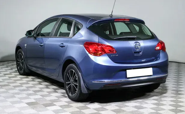 Opel Astra, J Рестайлинг — фото 4
