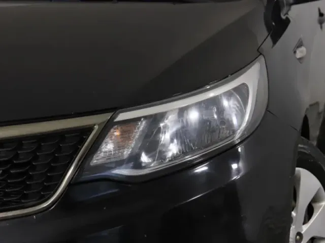 Kia Rio, III Рестайлинг — фото 9