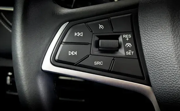 JAC J7, I — фото 10