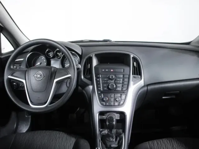 Opel Astra, J Рестайлинг — фото 13