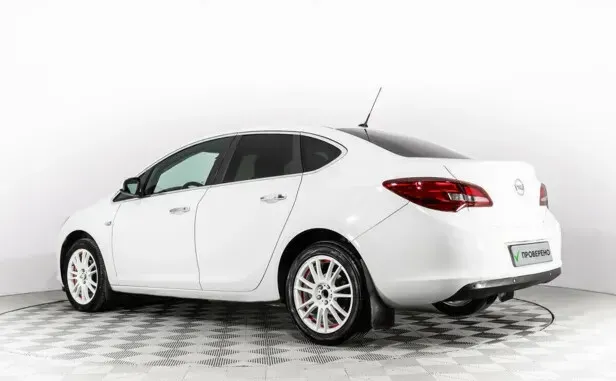 Opel Astra, J Рестайлинг — фото 4
