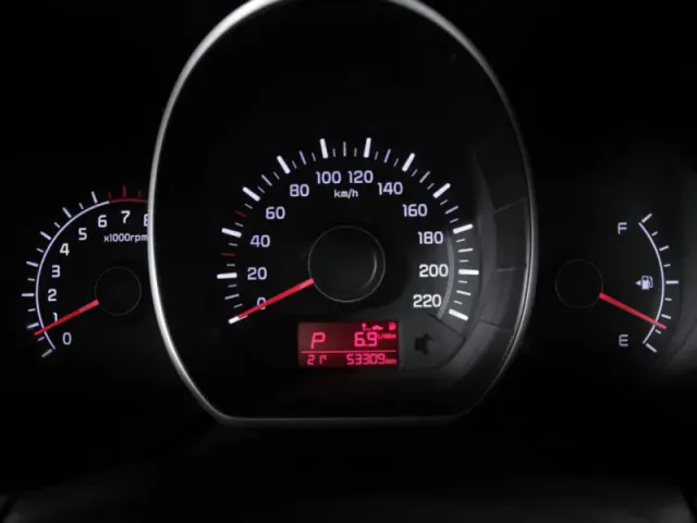 Kia Rio, III Рестайлинг — фото 15