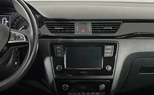 Skoda Rapid, I Рестайлинг — фото 8