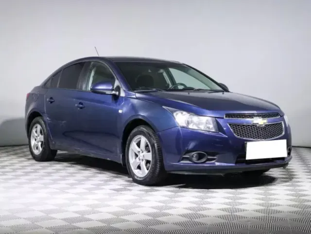 Chevrolet Cruze, I — фото 2