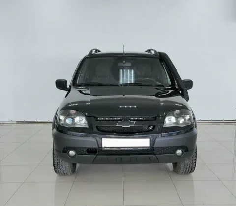 Chevrolet Niva, I Рестайлинг — фото 1