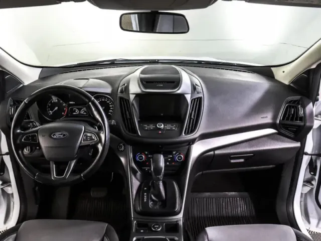 Ford Kuga, II Рестайлинг — фото 16