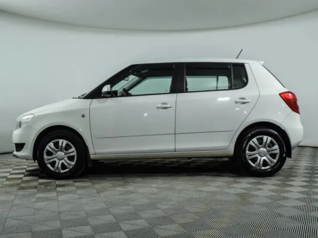 Skoda Fabia, II Рестайлинг — фото 8