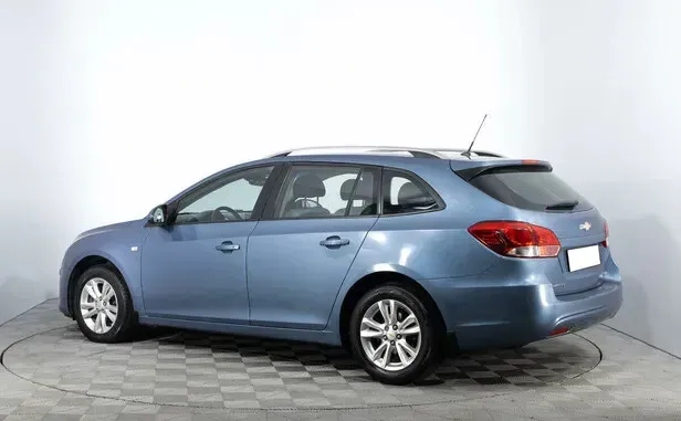 Chevrolet Cruze, I Рестайлинг — фото 4