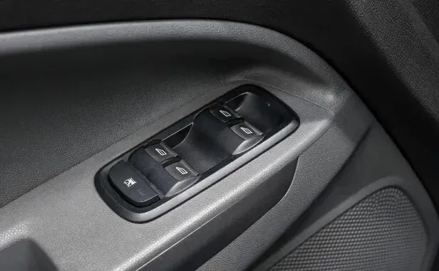 Ford EcoSport, II — фото 15